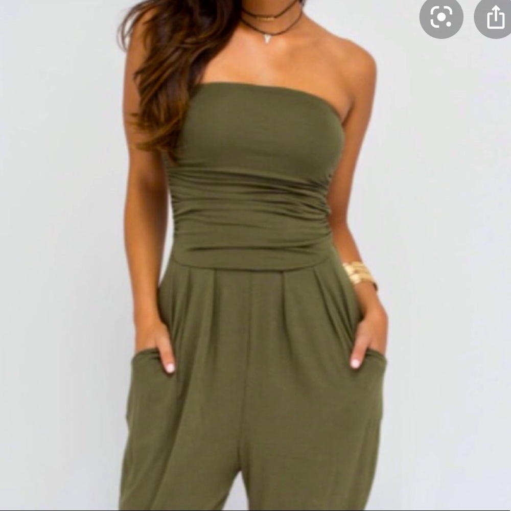 ✨ ADC Strapless Jump Suit ✨